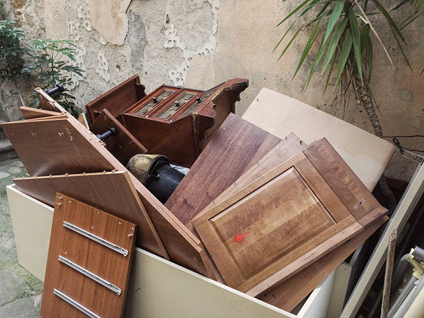 Best Basement Cleanout Services  in Tipton, CA